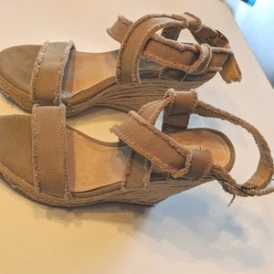Steve Madden strappy espadrilles wedges